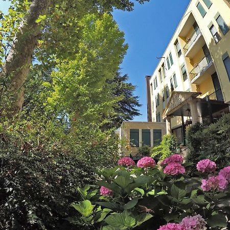 Hotel Salus ساليس تيرمي المظهر الخارجي الصورة