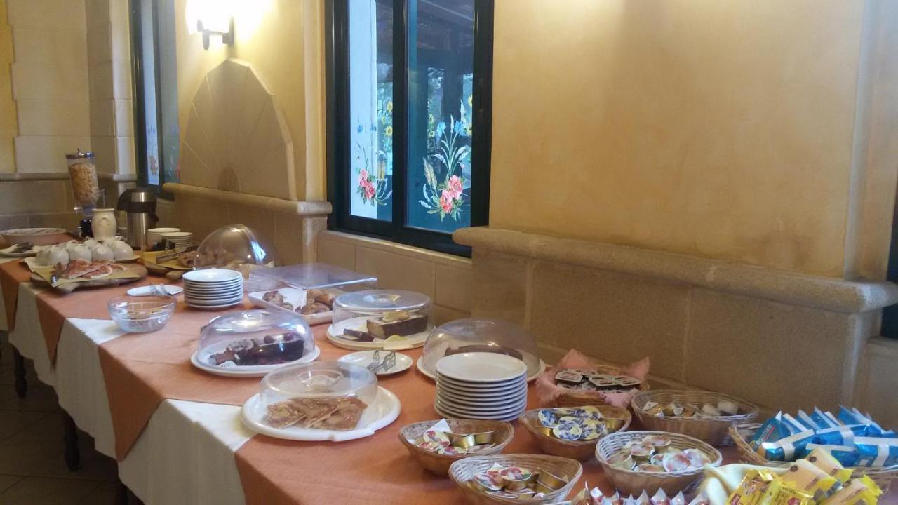 Hotel Salus ساليس تيرمي المظهر الخارجي الصورة